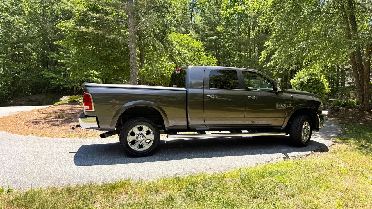 2016 Ram Heavy Duty - Image 16 of 31
