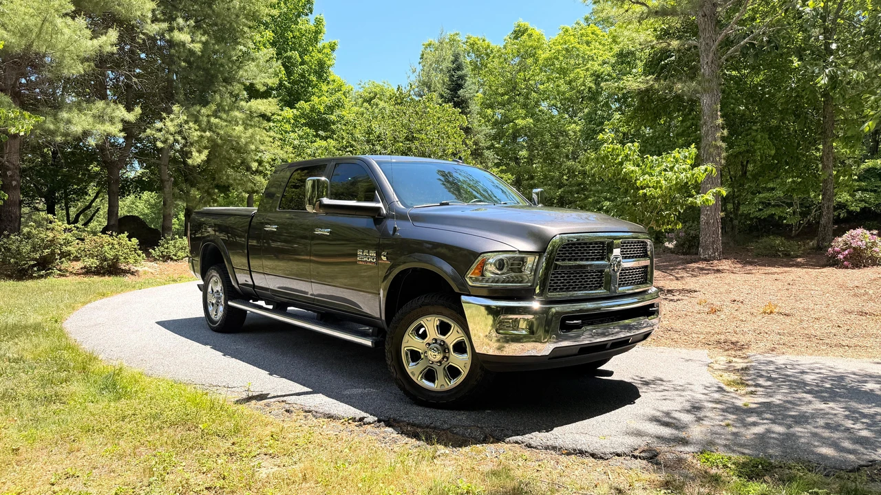 2016 Ram Heavy Duty - Image 18 of 31
