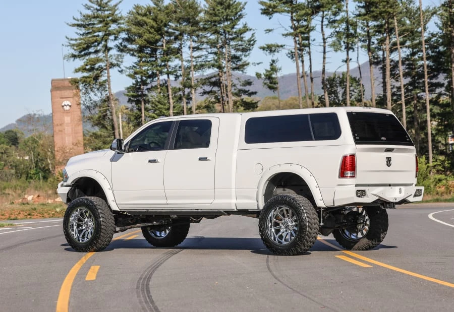 2016 Ram Heavy Duty - Image 2 of 31