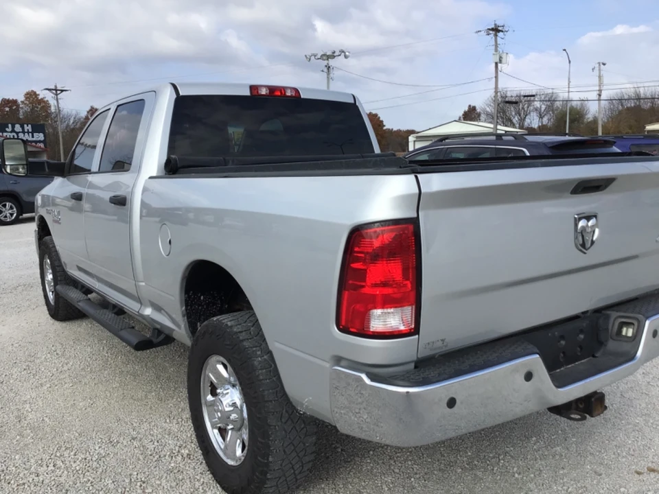 2016 Ram 2500 - Image 5 of 9