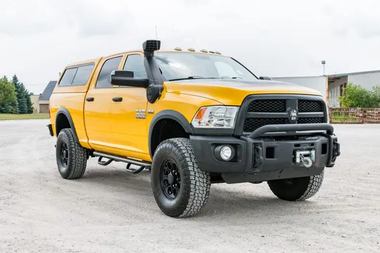 2016 Ram 2500 Tradesman Crew Cab 4×4 AEV Prospector