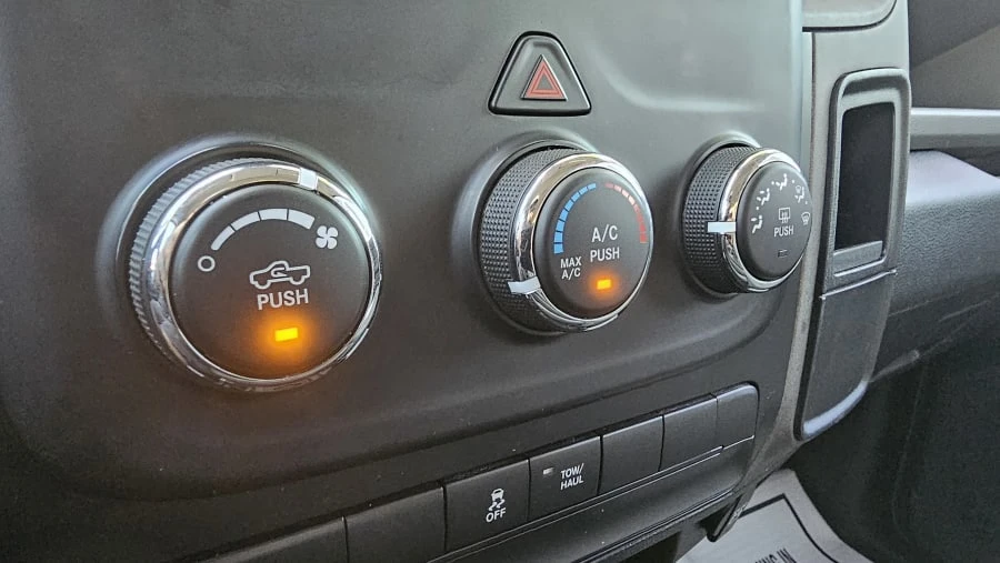 2016 Ram Heavy Duty - Image 18 of 26
