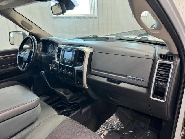 2016 Ram Heavy Duty - Image 17 of 31