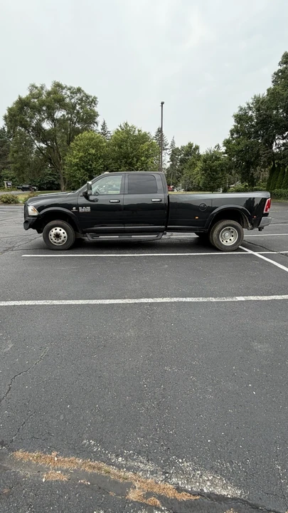 2016 Ram Heavy Duty - Image 2 of 17