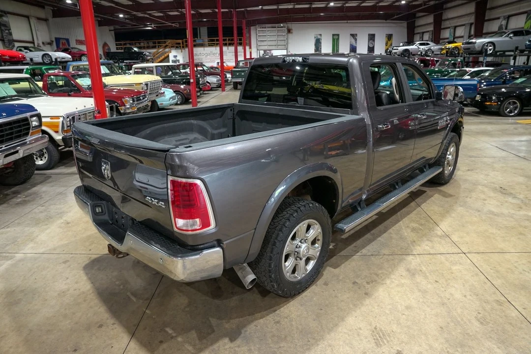2016 Ram 3500 - Image 14 of 31