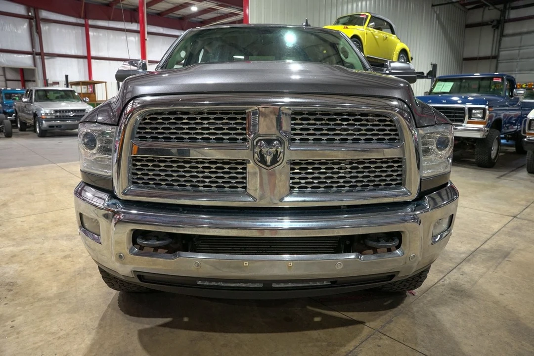 2016 Ram 3500 - Image 10 of 31