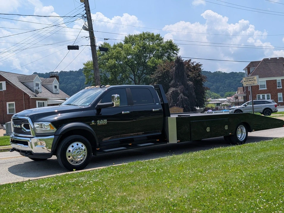 2016 Ram 4500 & 5500 - Image 17 of 31