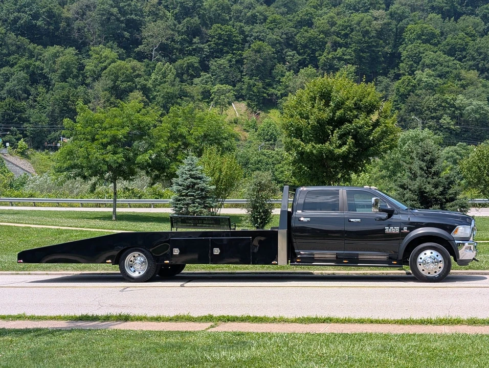 2016 Ram 4500 & 5500 - Image 7 of 31