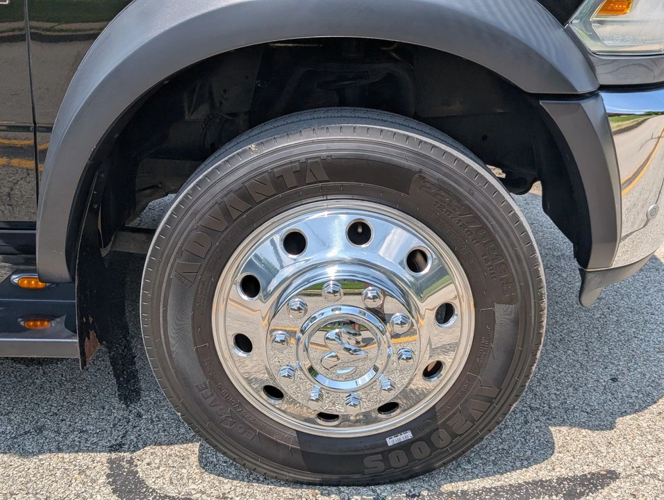 2016 Ram 4500 & 5500 - Image 24 of 31