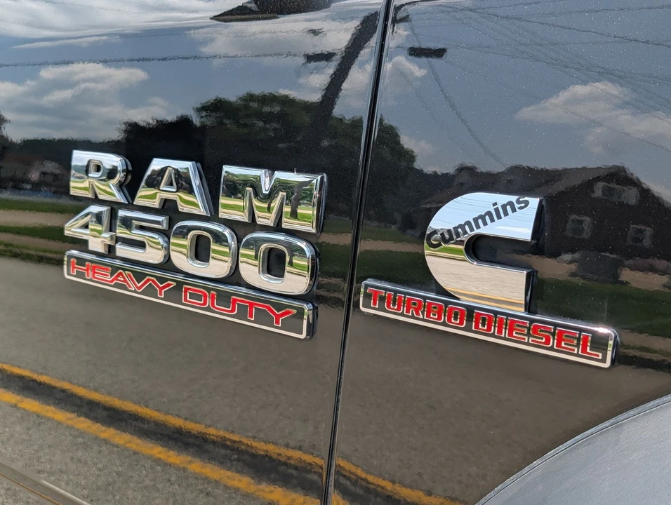 2016 Ram 4500 & 5500 - Image 29 of 31