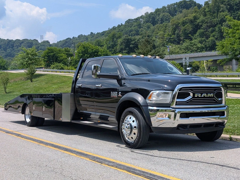 2016 Ram 4500 & 5500 - Image 4 of 31