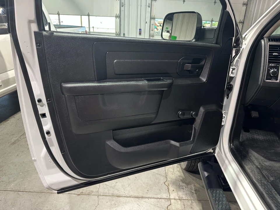 2016 Ram Heavy Duty - Image 11 of 19