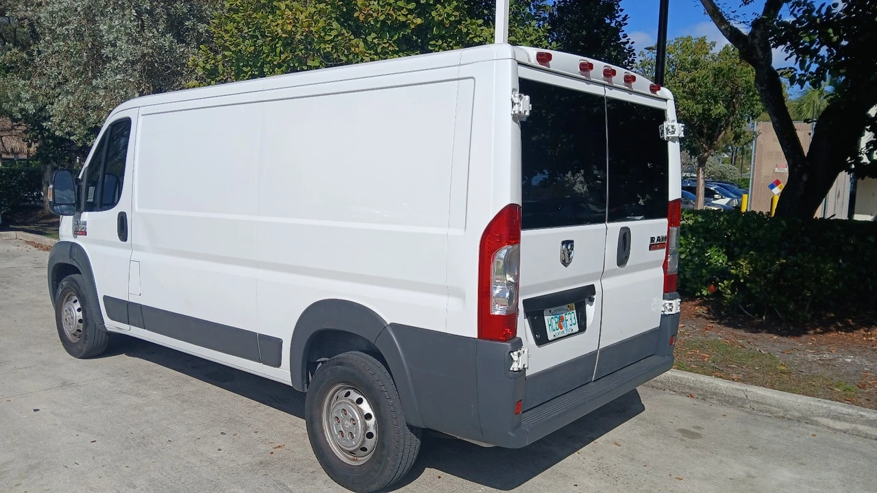 2016 Ram ProMaster - Image 2 of 21
