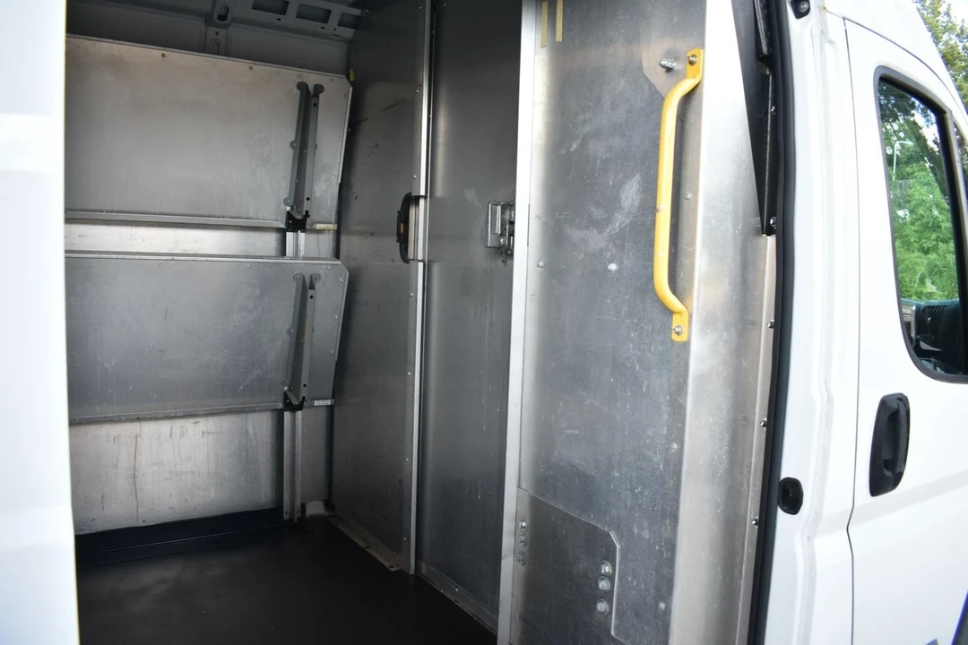 2016 Ram ProMaster - Image 13 of 21