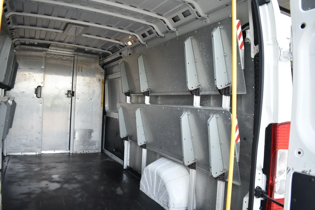 2016 Ram ProMaster - Image 11 of 21