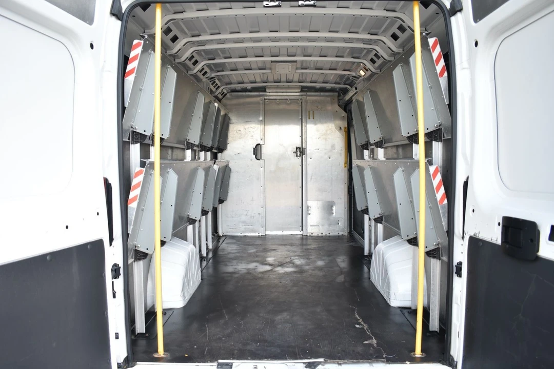 2016 Ram ProMaster - Image 9 of 12