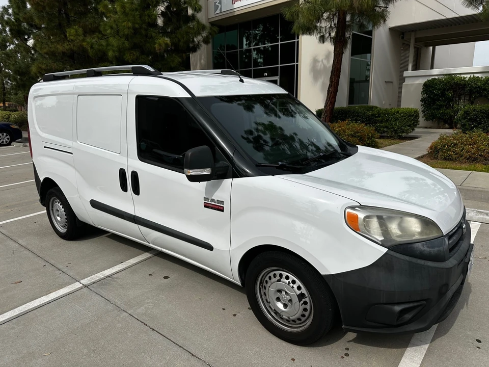 2016 Ram ProMaster - Image 2 of 11