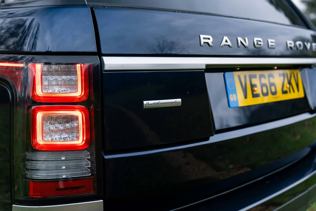 2016 Land Rover Range Rover L405 - Image 12 of 21