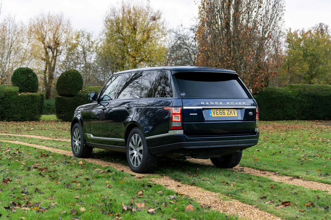 2016 Land Rover Range Rover L405 - Image 7 of 21