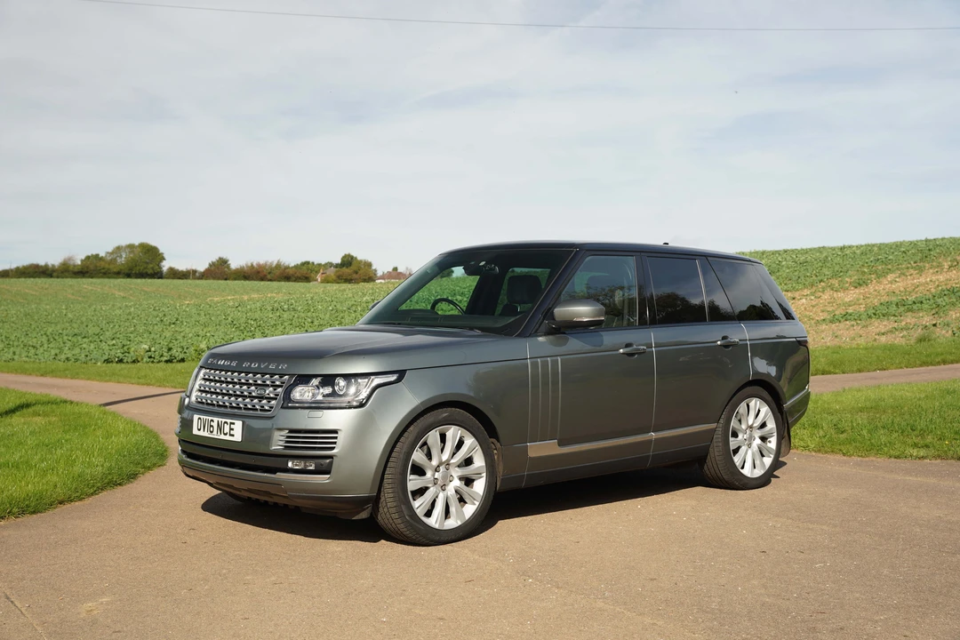 2016 Land Rover Range Rover L405 - Image 10 of 31