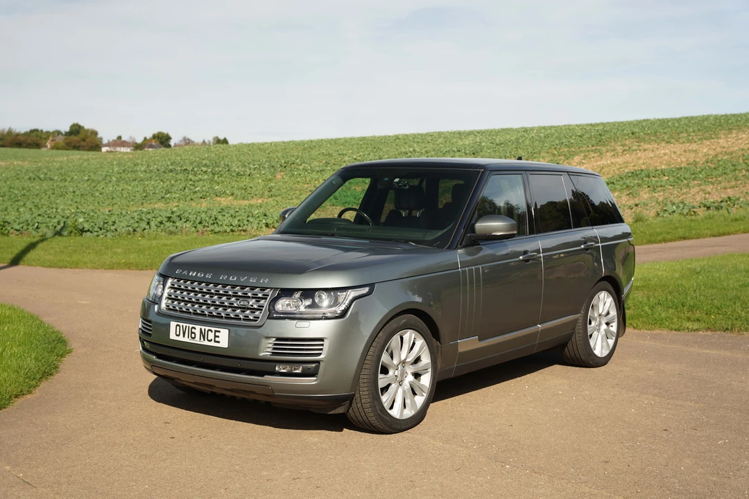 2016 Land Rover Range Rover L405 - Image 18 of 31