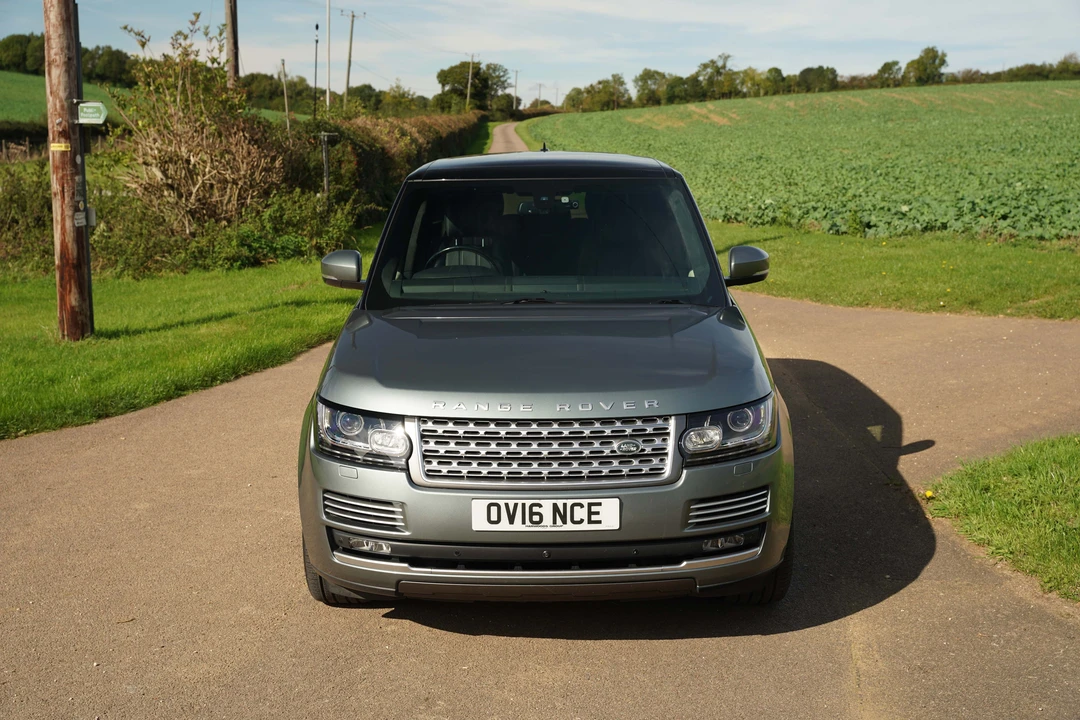 2016 Land Rover Range Rover L405 - Image 3 of 31