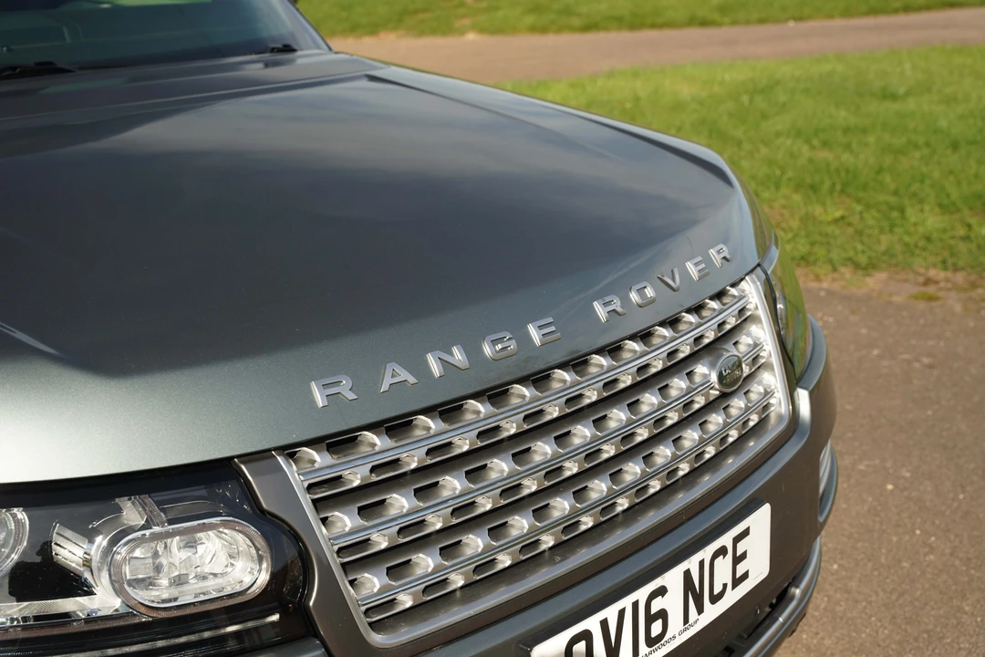2016 Land Rover Range Rover L405 - Image 19 of 31