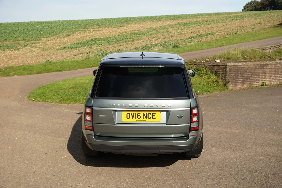 2016 Land Rover Range Rover L405 - Image 7 of 31