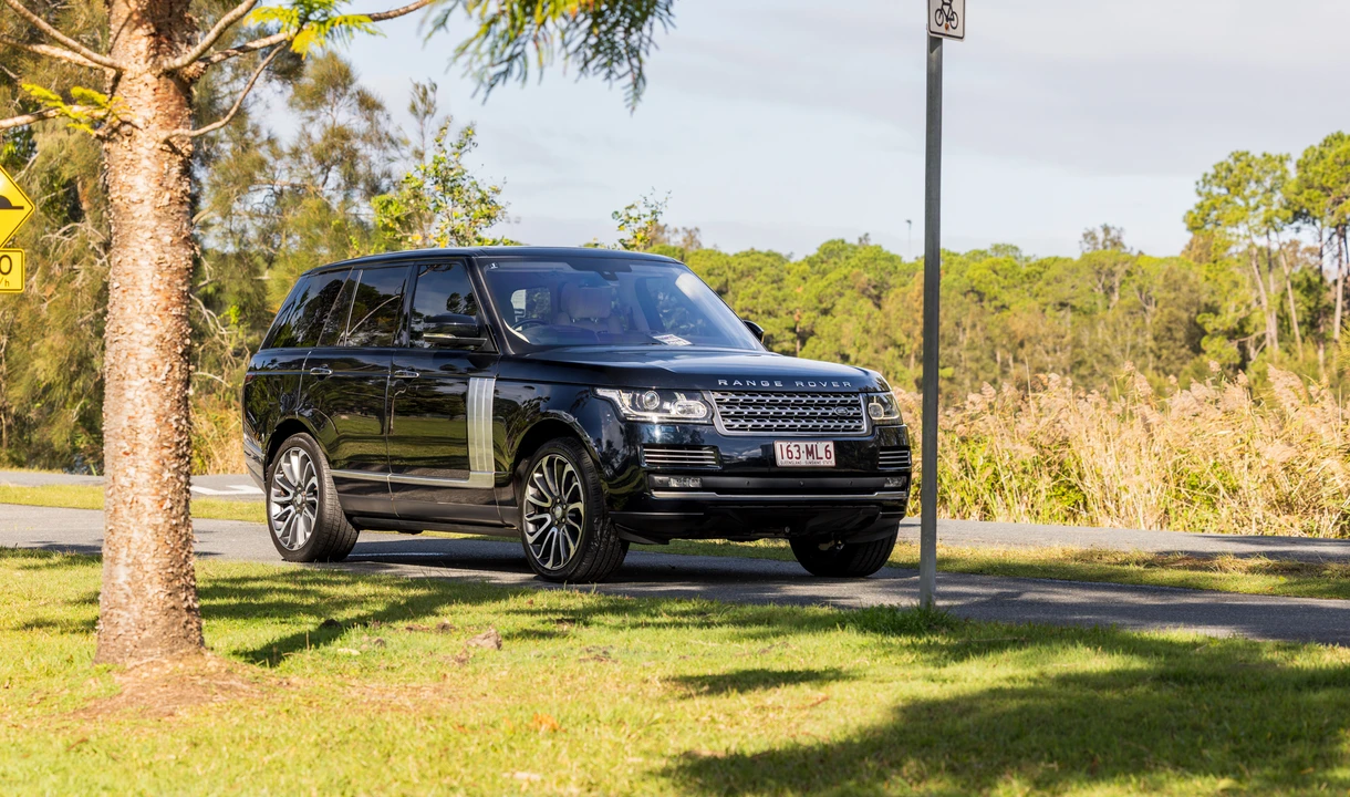2016 Land Rover Range Rover L405 - Image 15 of 31