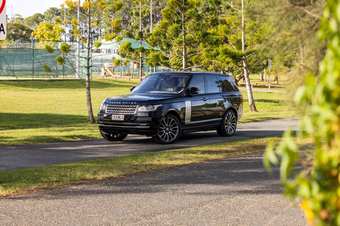 2016 Land Rover Range Rover L405 - Image 18 of 31