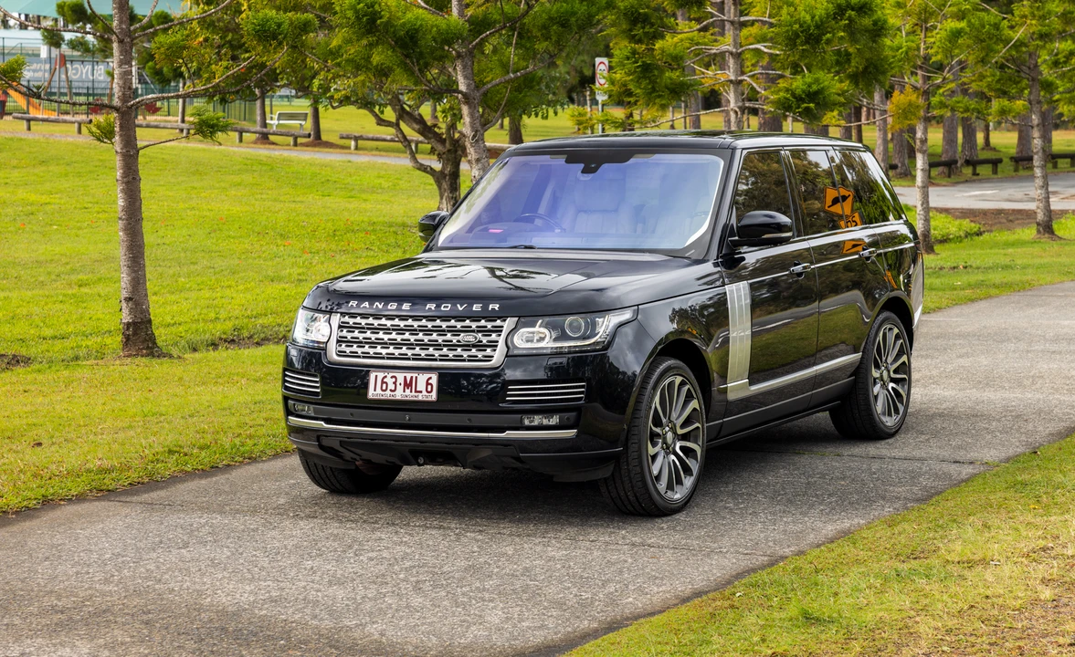 2016 Land Rover Range Rover L405 - Image 19 of 31