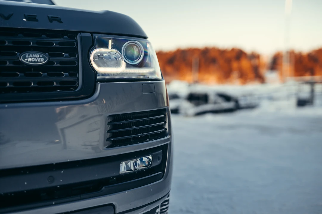 2016 Land Rover Range Rover L405 - Image 18 of 31