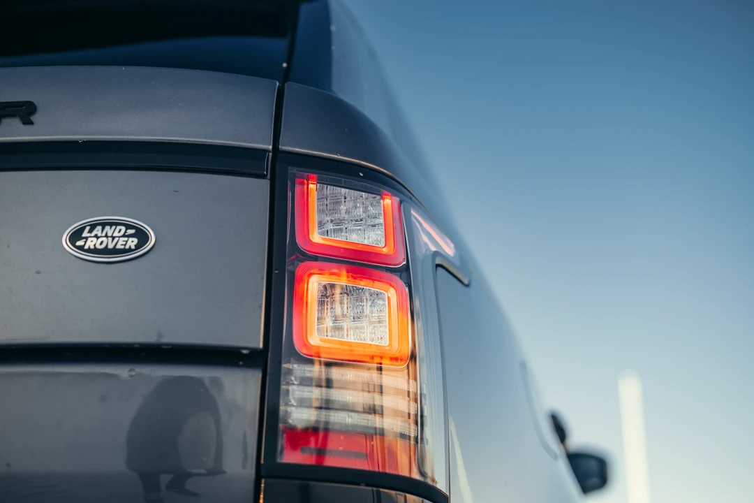 2016 Land Rover Range Rover L405 - Image 23 of 31