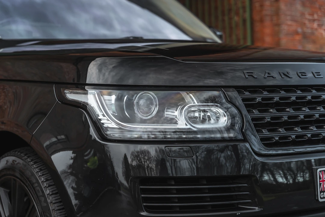 2016 Land Rover Range Rover L405 - Image 24 of 31