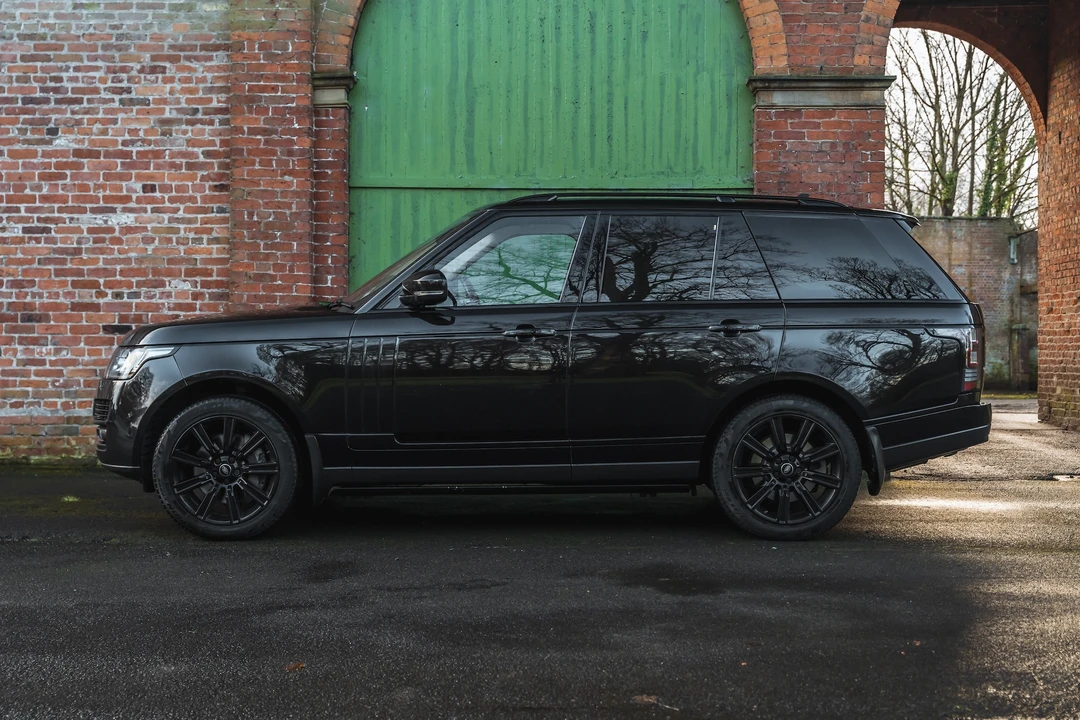 2016 Land Rover Range Rover L405 - Image 5 of 31