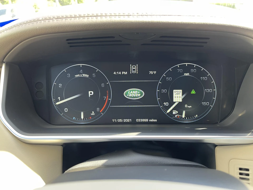 2016 Land Rover Range Rover L405 - Image 27 of 31