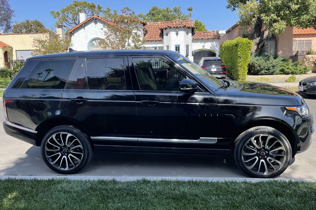 2016 Land Rover Range Rover L405 - Image 11 of 31