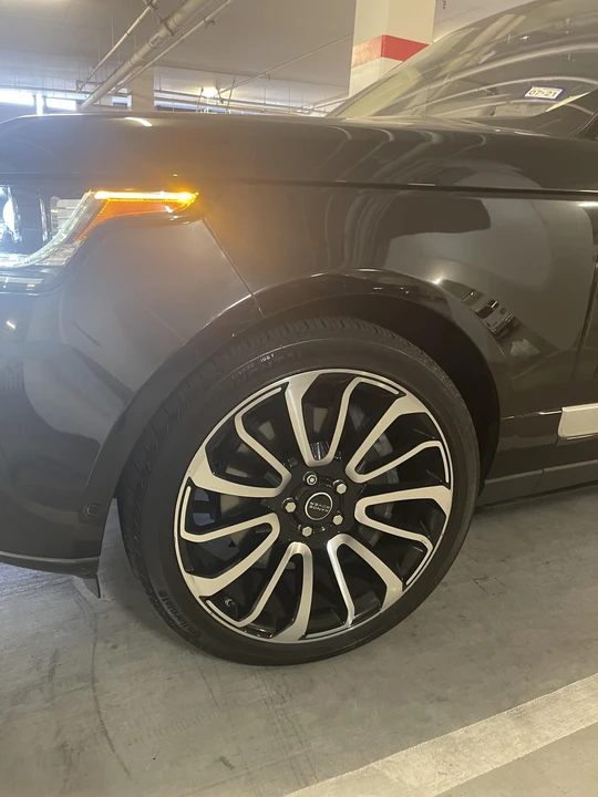 2016 Land Rover Range Rover L405 - Image 14 of 31