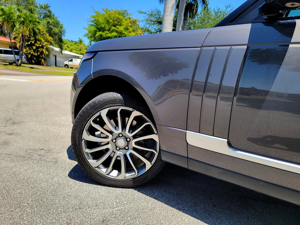 2016 Land Rover Range Rover L405 - Image 25 of 31