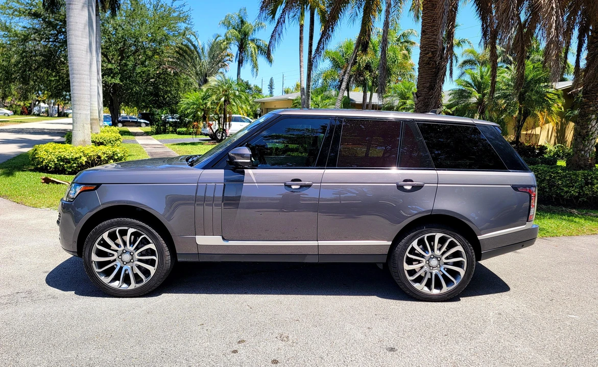 2016 Land Rover Range Rover L405 - Image 10 of 31