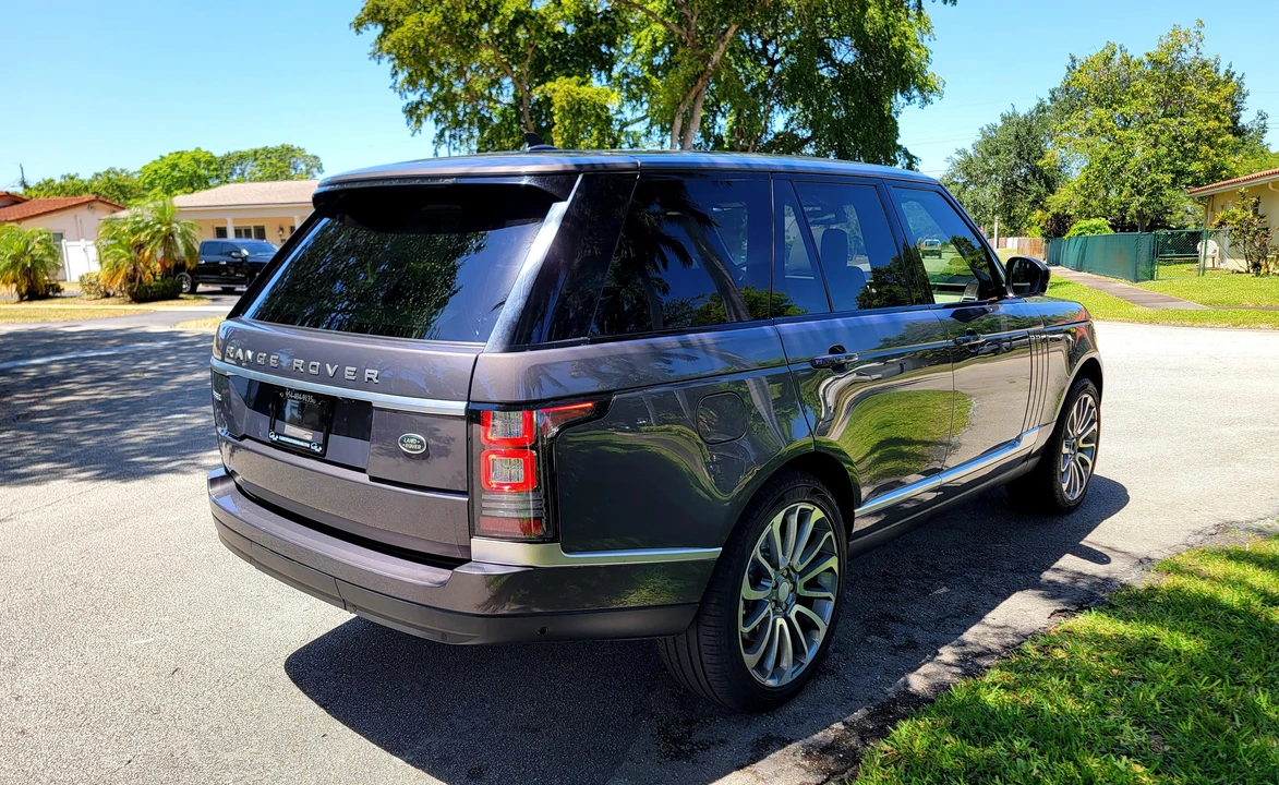 2016 Land Rover Range Rover L405 - Image 14 of 31