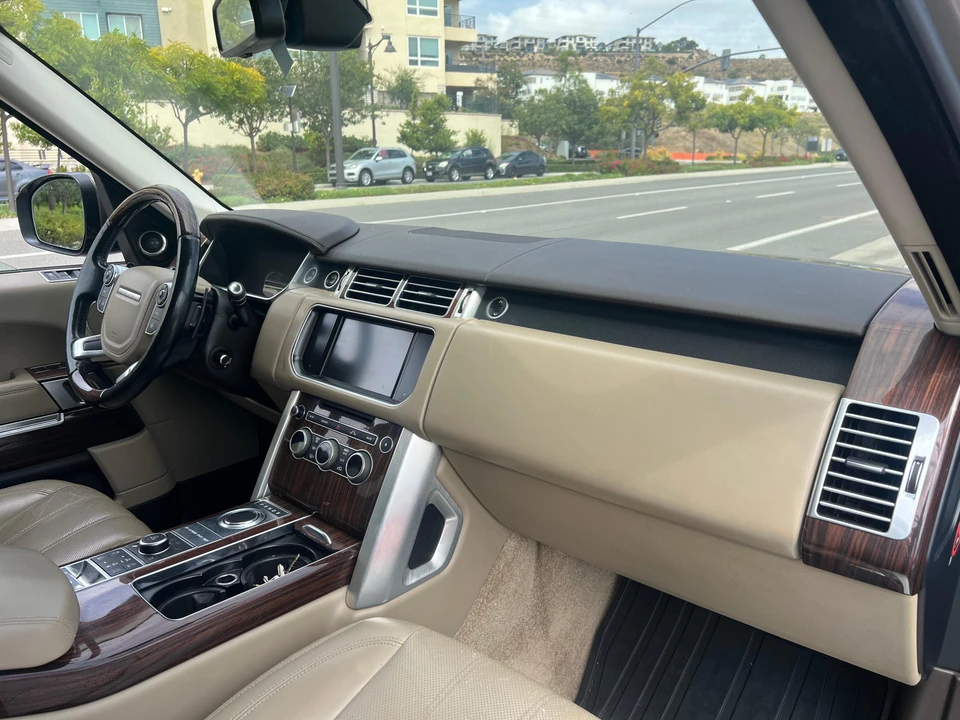 2016 Land Rover Range Rover L405 - Image 25 of 31