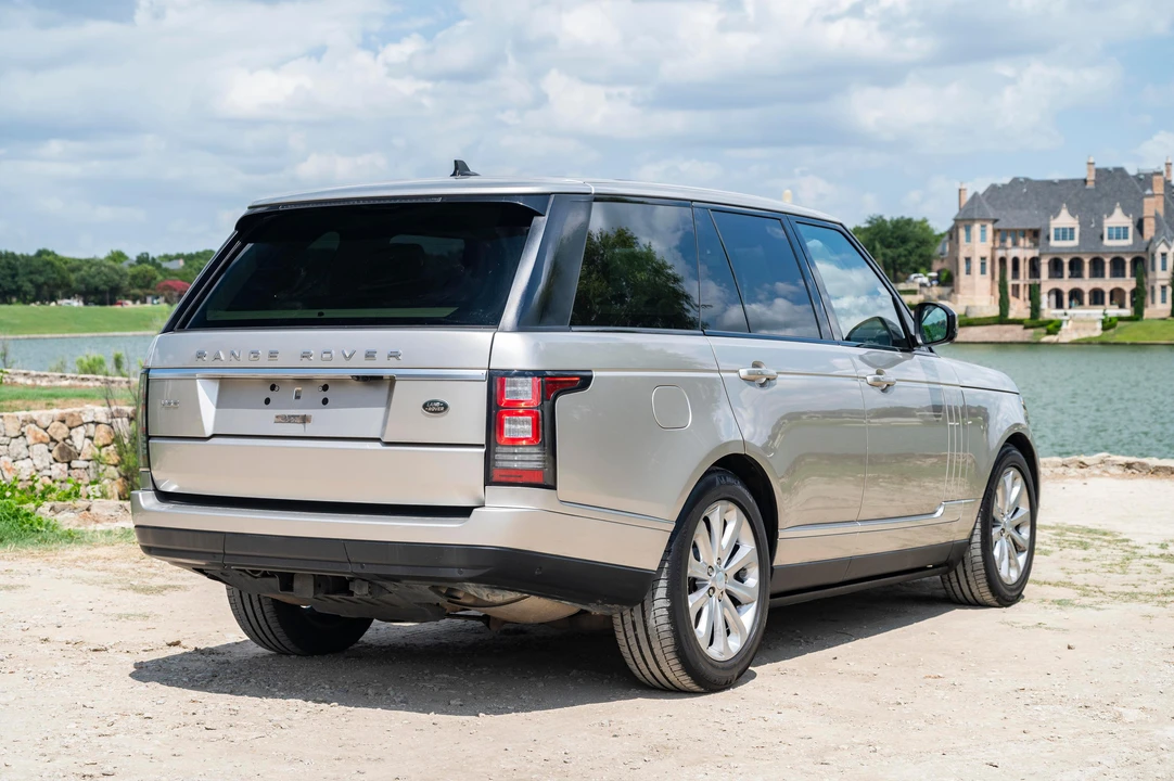 2016 Land Rover Range Rover L405 - Image 13 of 31