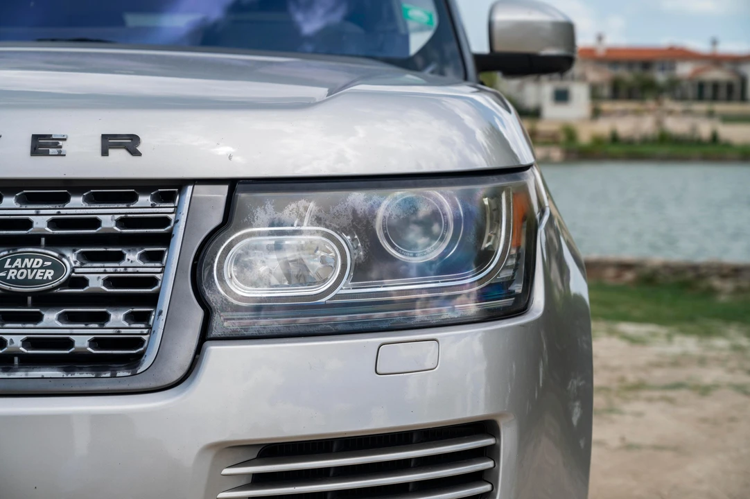 2016 Land Rover Range Rover L405 - Image 23 of 31