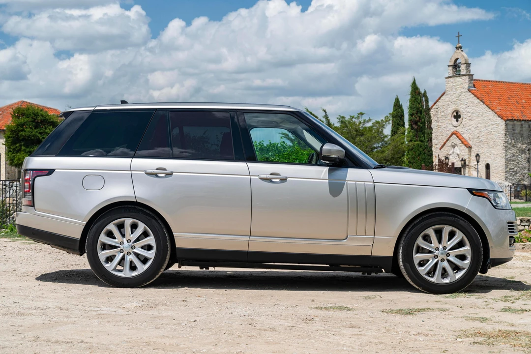 2016 Land Rover Range Rover L405 - Image 3 of 31