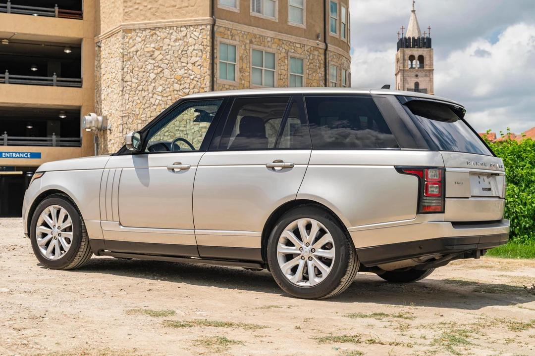 2016 Land Rover Range Rover L405 - Image 4 of 31