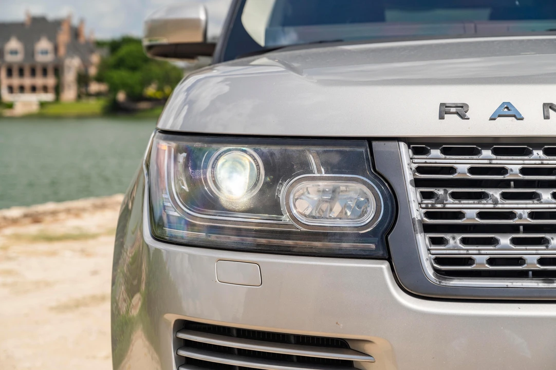 2016 Land Rover Range Rover L405 - Image 19 of 31