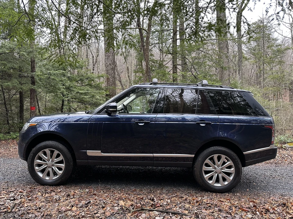 2016 Land Rover Range Rover L405 - Image 24 of 31
