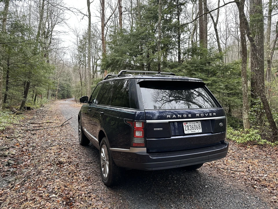 2016 Land Rover Range Rover L405 - Image 26 of 31