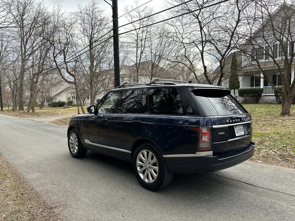 2016 Land Rover Range Rover L405 - Image 11 of 31